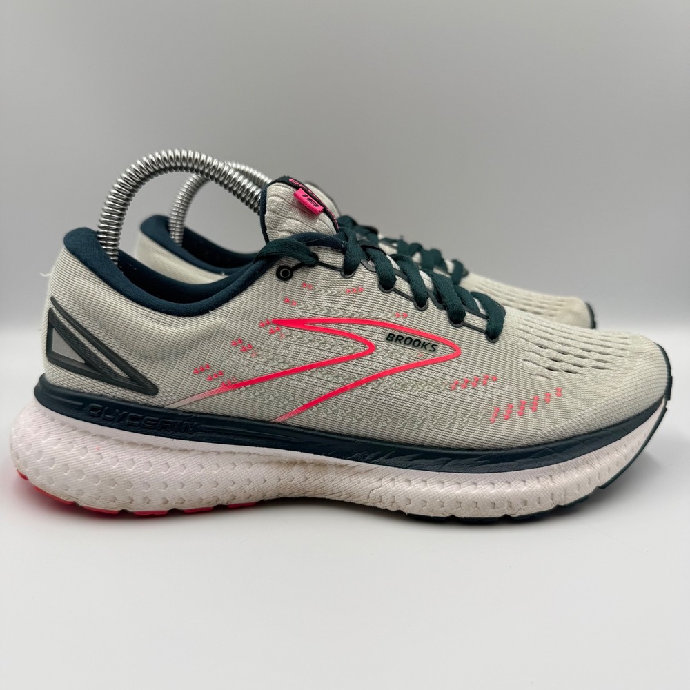 Brooks Glycerin 19 Womens Size 8 Running Shoes 1203431B110 Oyster Pink